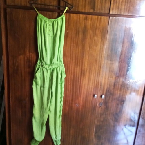 Paranoia strapless jumpsuit green like new, size S