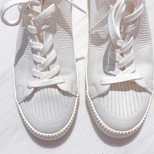 Vivaia Evermore trainers like new, white size 38