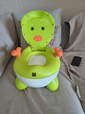 Γιογιο Τουαλέτα με κάθισμα και καπάκι The Piglet Green QC9916 Cangaro μεταχειρισμένο