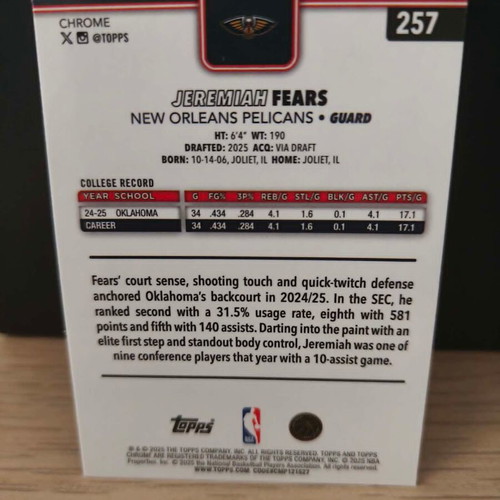 Jeremiah Fears 2025-26 Topps Chrome Skylight Refractor Rookie Card new