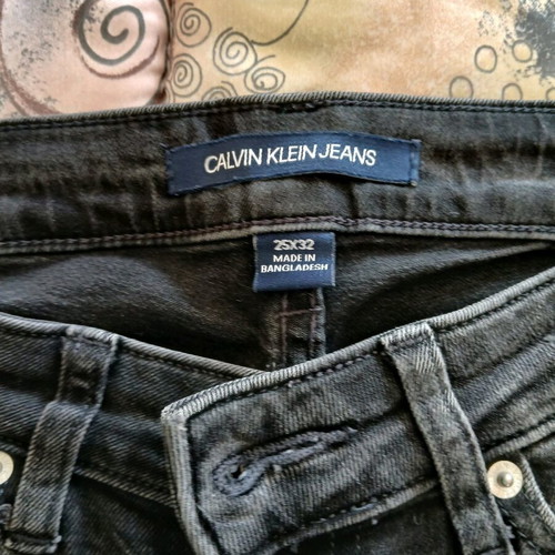 Calvin Klein jeans used, size 25, black and gray