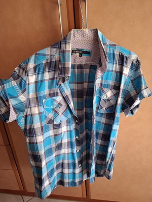 Firenze shirt like new, size M/L, white and blue