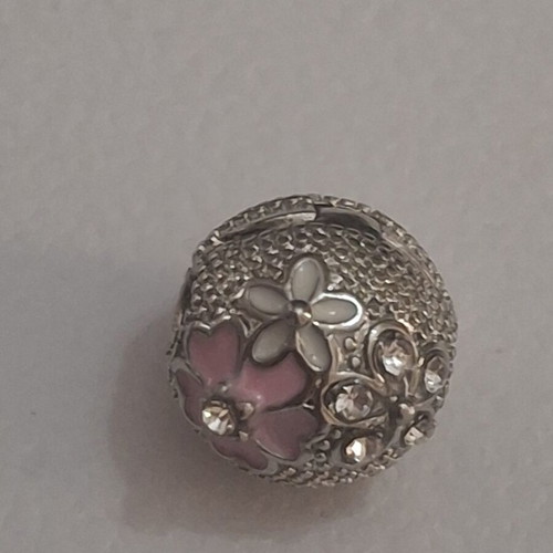 Charm for bracelets with pink and white flowers, like new