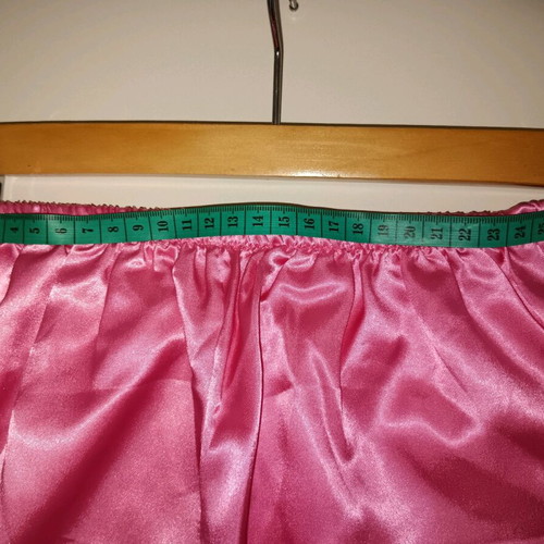 Women's satin pajama set size L pink like new