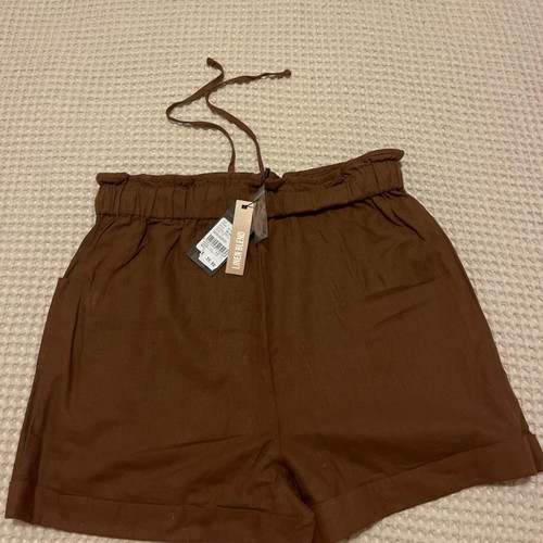 Toi&Moi shorts new, 100% linen, size Small