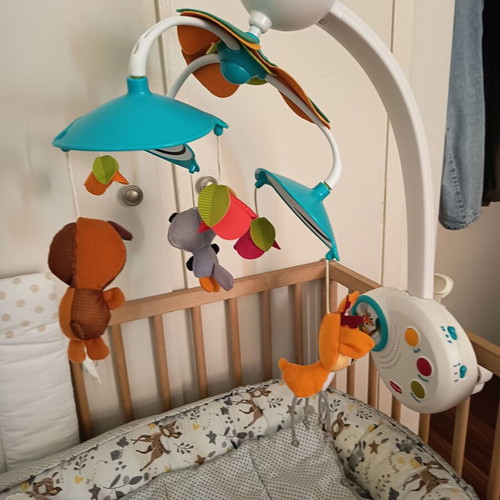Fisher Price mobile with 3 types of music unused
