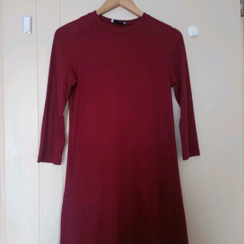 Pink Woman cherry rib dress like new, size XS
