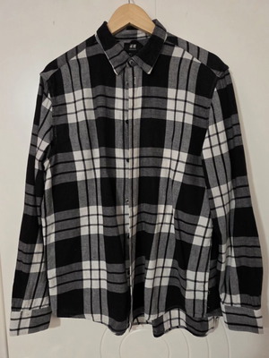 H&M Women's Checked Shirt Black and White like new, size L
