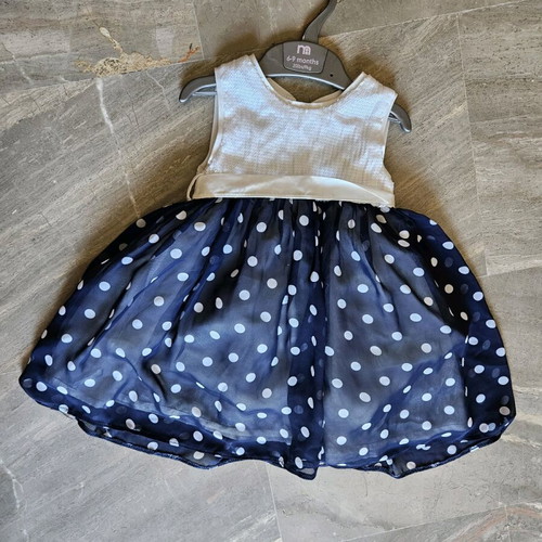 Dress like new, suitable for up to 2 years old