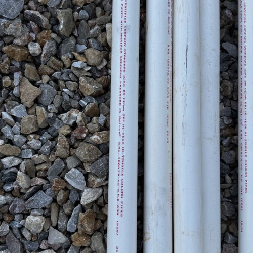 uPVC Ashirvad DN 32mm drilling pipes like new, pack of 20, 25 Bar