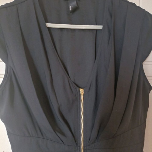 H&M dress size 42 with gold zipper, like new, black