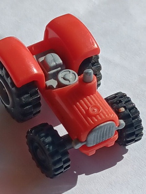 Kinder Surprise tractor 1995 like new, red