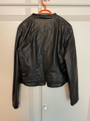 Jacket mid-length size L like new, black