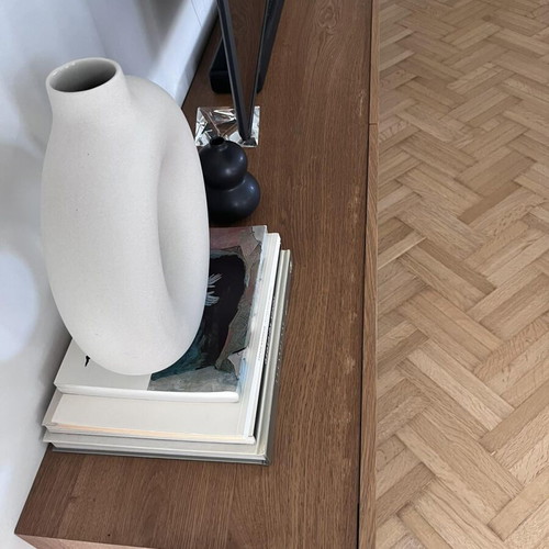 TV furniture like new with storage space and wooden veneer