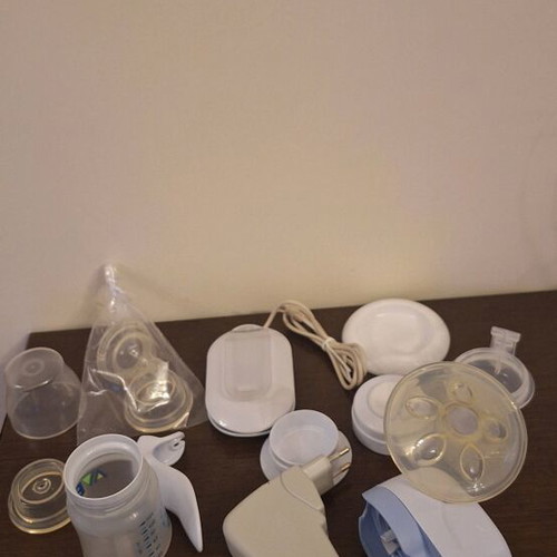Philips Avent electric breast pump like new