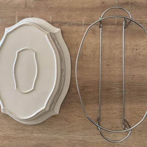 Baking dish with metal base like new, ceramic tray