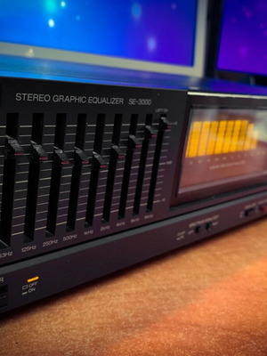 Sansui SE 3000 Graphic Equaliser used