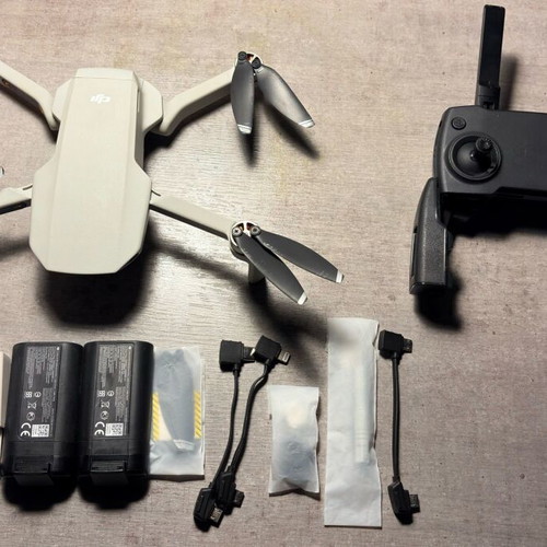 Dji drone Mavic Mini like new with 2 batteries