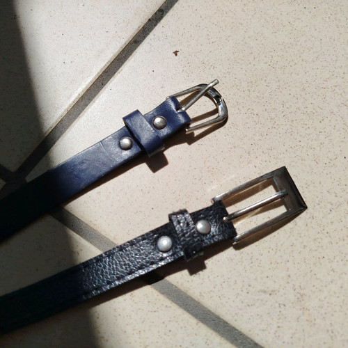 Set of 2 women's thin belts black and blue like new