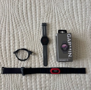 GARMIN Forerunner 255 με ζωνη καρδιακών παλμών