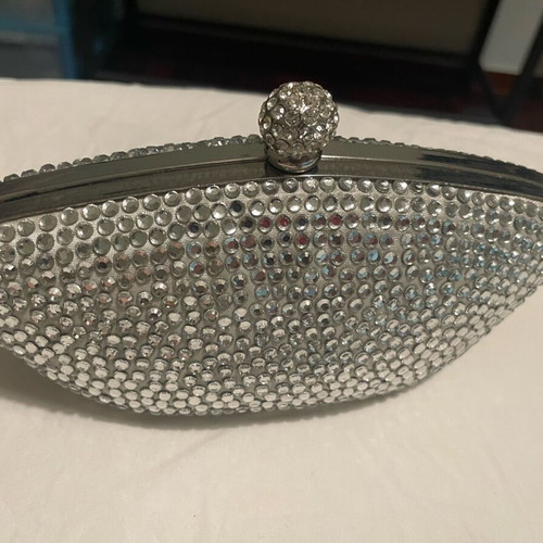 Accesorize x Claudia Schiffer vintage clutch bag used, white and silver
