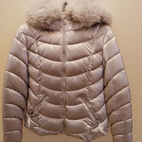 Puffer jacket medium size, like new, silver color