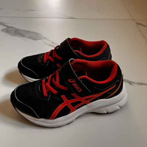 Asics kids shoes size 30 like new, black sports