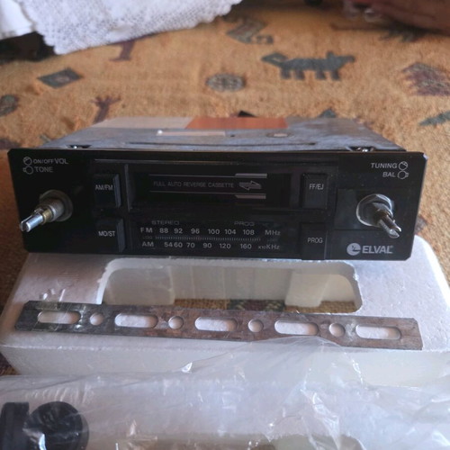 Elval REI-2829 collectible car radio new