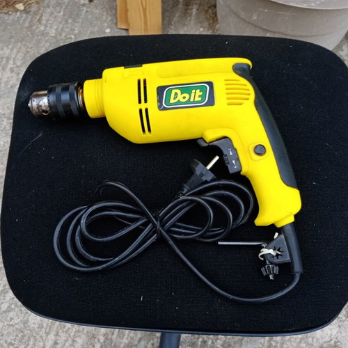 Electric drill screwdriver Doit 700W with 10mm chuck, hammer function