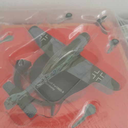 Fighter planes metal miniatures 1.72 scale De Agostini new