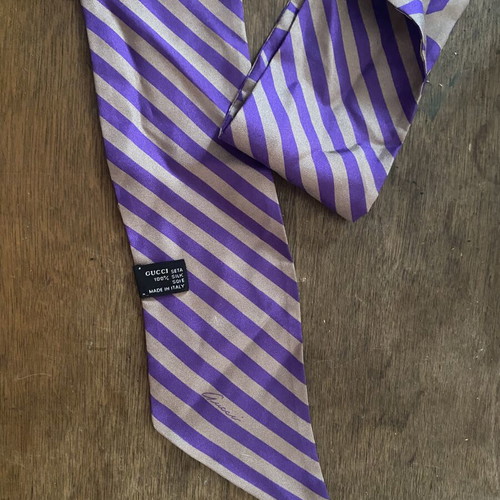 Gucci long silk skinny scarf purple beige gold like new
