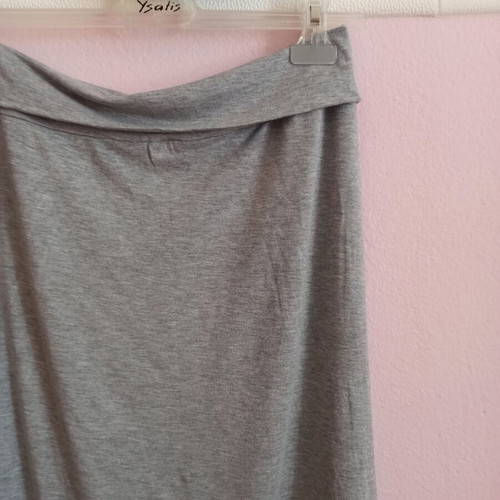 Benetton women's gray salvari skirt like new, size S/M