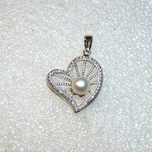 Silver 925 heart pendant with white pearl and zircon