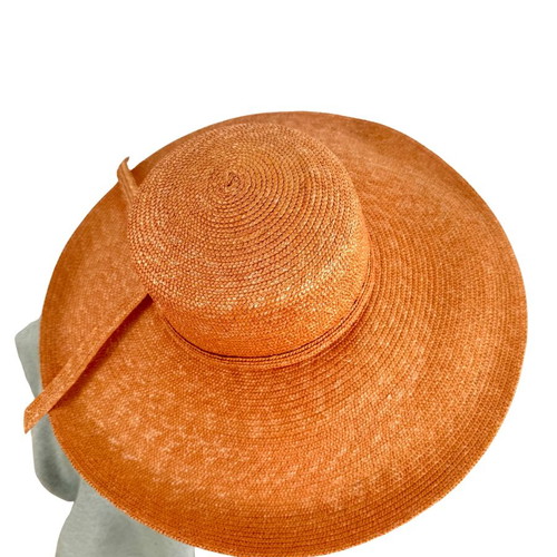 Oversized straw hat orange, like new