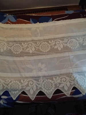 Handmade curtains with lace like new, dimensions 1.70x1.00