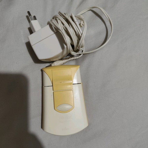 Braun Silk-épil epilator used