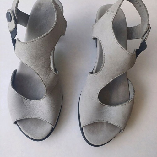 Arche sandals size 36 light gray like new