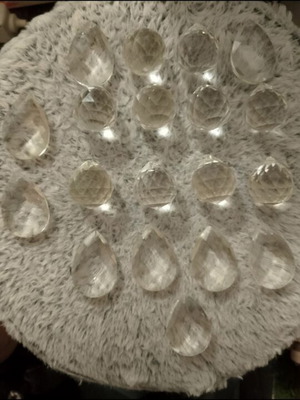 Crystals with hole, pack of 3, new