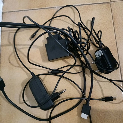 Chargers used, pack of 3, unknown functionality