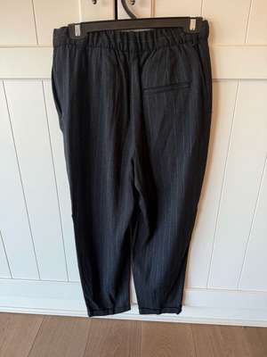 Zara striped women's pants with elastic waist like new, size S