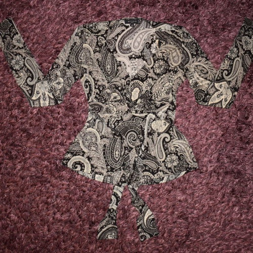 Etro Paisley Print blouse with V-neck like new, size 40