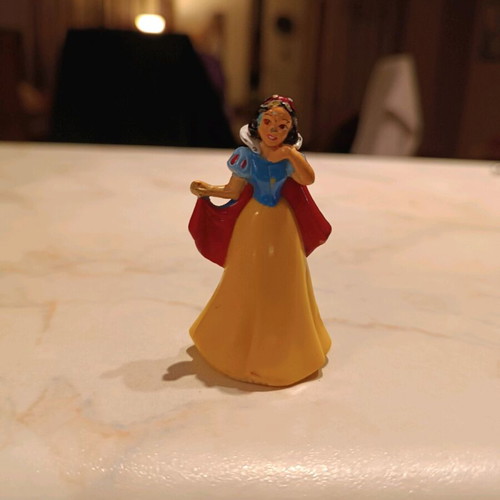 Snow White figure used, acceptable condition