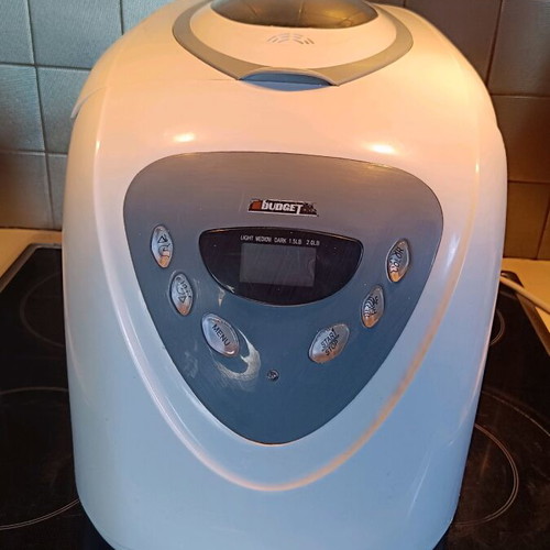 Bread maker used, slightly used