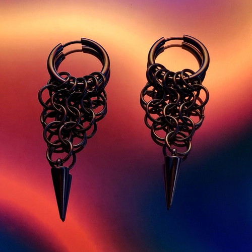 Punk goth chainmail earrings new, silver