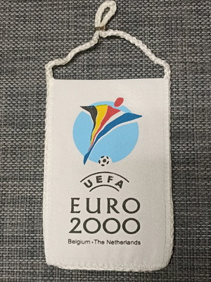 Small Turkey flag Euro 2000 like new