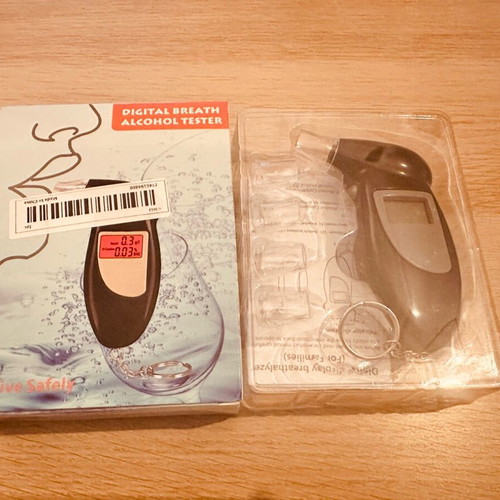 Digital alcohol tester new with 5 replacement mouthpieces
