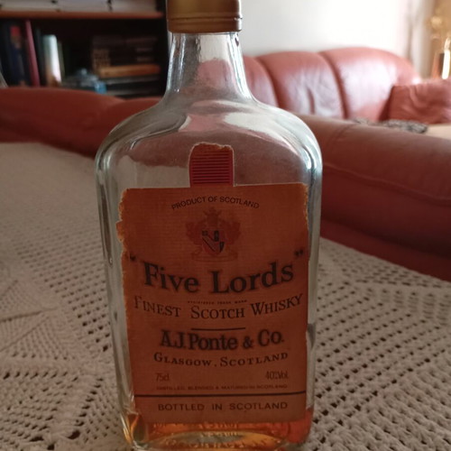 Five Lords Scotch Whisky used vintage