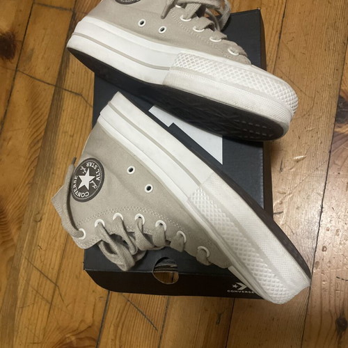 Converse Chuck Taylor All Star Lift sneakers, beige, size 37