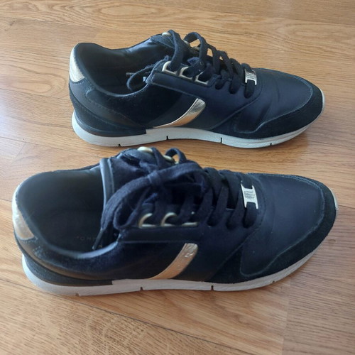 Tommy Hilfiger sneakers like new, size 37, black and gold