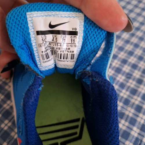 Βρεφικό παπούτσι Nike Star Runner no 21 σαν καινούργιο